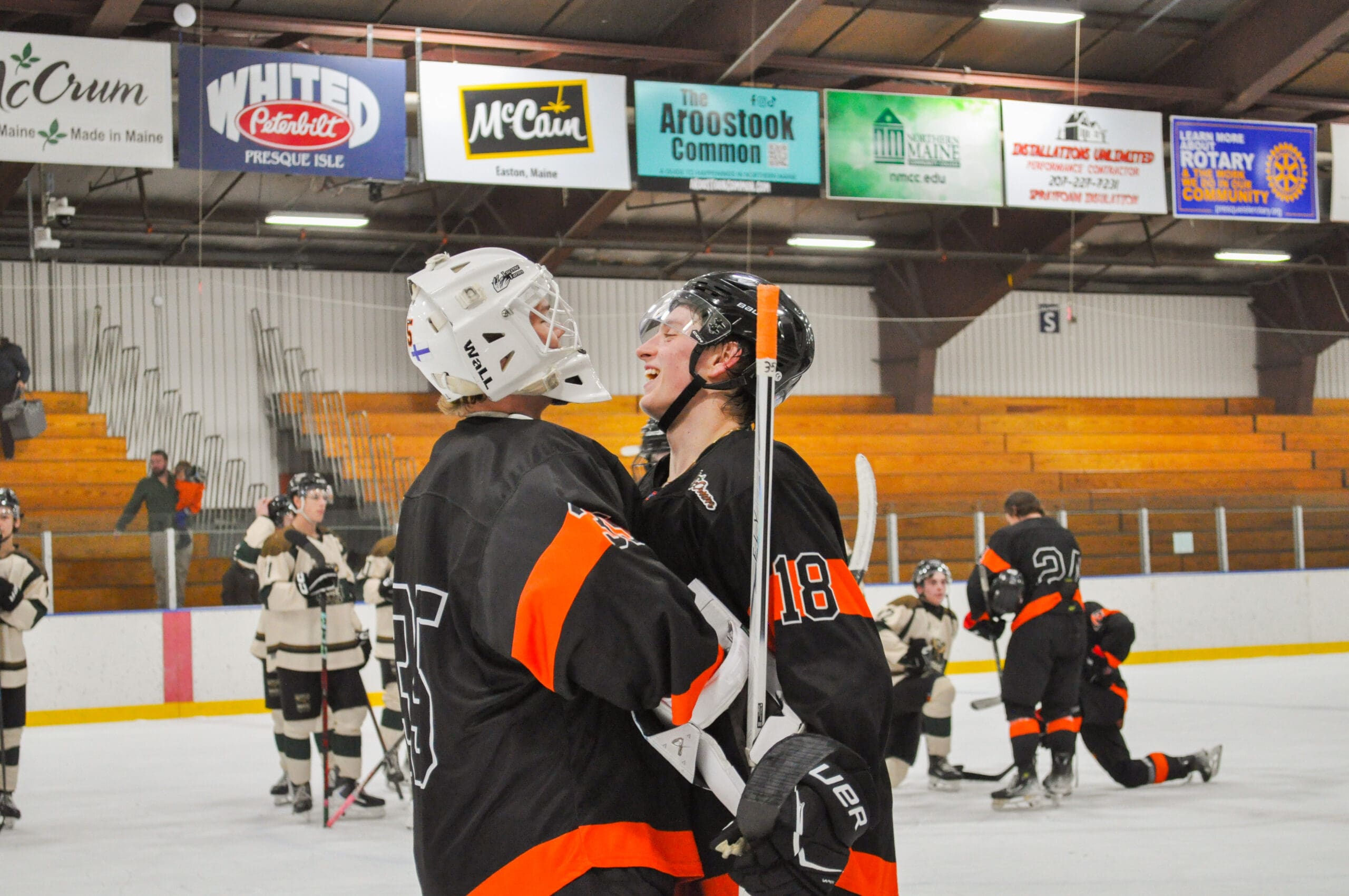 Northern Maine Pioneers Hockey28